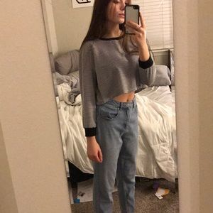 black and white striped top 🖤🤍